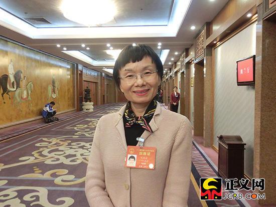 天下人年夜代表、华南农业年夜学教学、博士生导师陈瑞爱。谢文英 摄