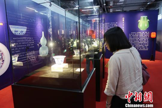 展览收费向市平易近开放。　沈殿成 摄