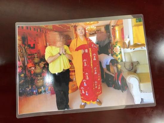 赵破新混充巨匠。