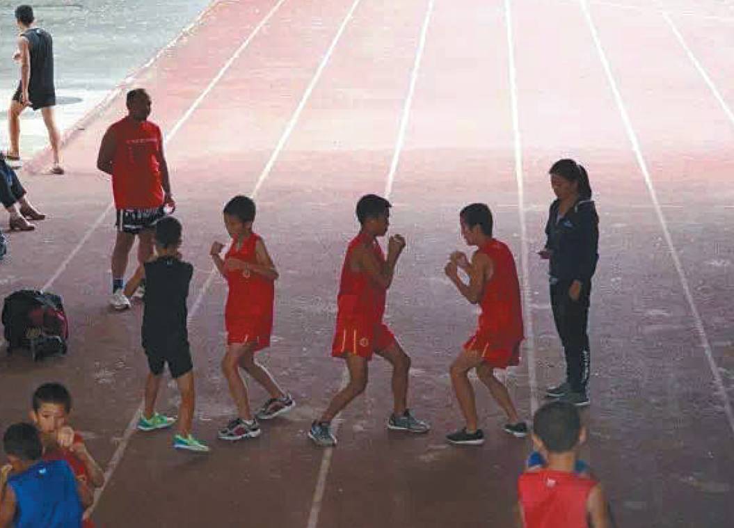  ▲孩子们在阿坝州马尔康场馆练习。曹宗文 姜胜南 摄